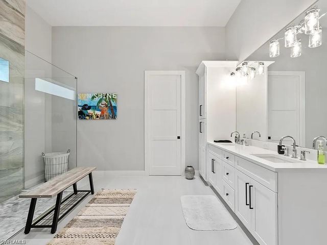 515 91st AVE N 2 EAST, Naples, FL 34108