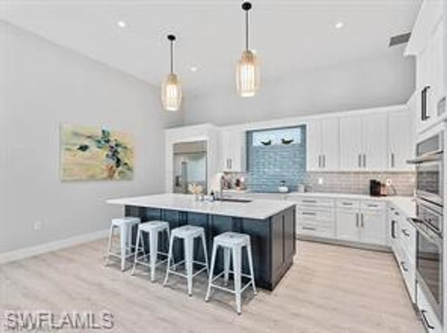 515 91st AVE N 2 EAST, Naples, FL 34108