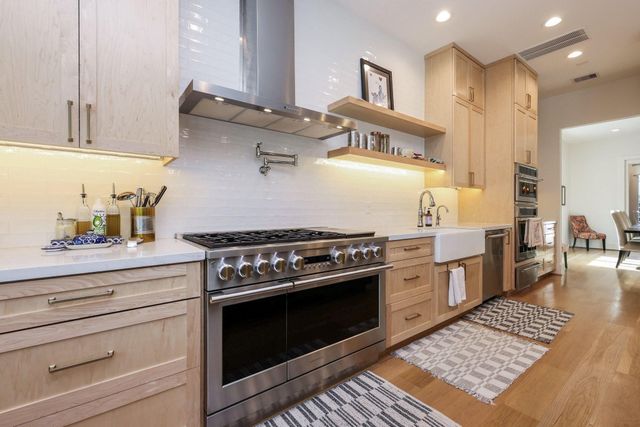 4002 Marquette Street, West University Place, TX 77005