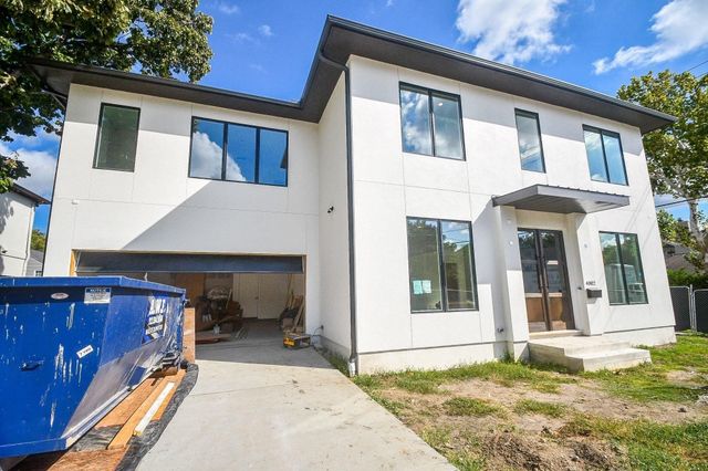 4002 Marquette Street, West University Place, TX 77005