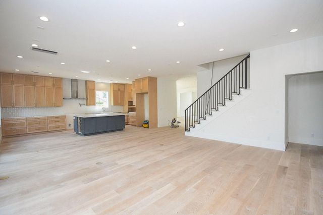 4002 Marquette Street, West University Place, TX 77005