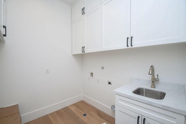4002 Marquette Street, West University Place, TX 77005