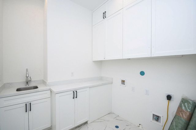 4002 Marquette Street, West University Place, TX 77005
