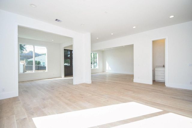 4002 Marquette Street, West University Place, TX 77005