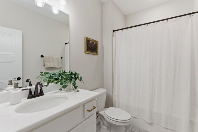 1132 Owen Layne Dr, Murfreesboro, TN 37129