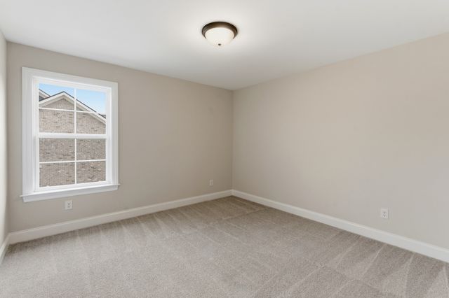 1132 Owen Layne Dr, Murfreesboro, TN 37129