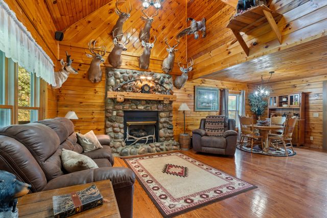 7244 Bahne Rd, Fairview, TN 37062