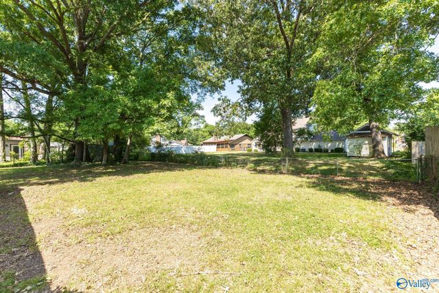 1911 West Tuliptree Drive, Huntsville, AL 35803