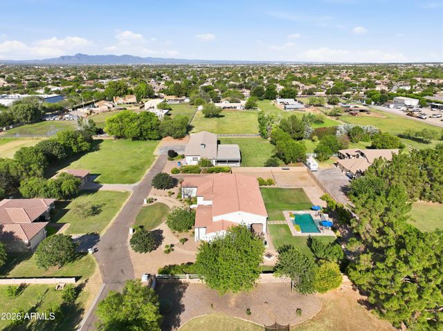 1739 S 142ND Street, Gilbert, AZ 85295