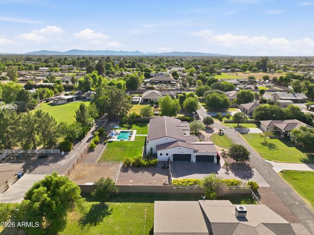 1739 S 142ND Street, Gilbert, AZ 85295