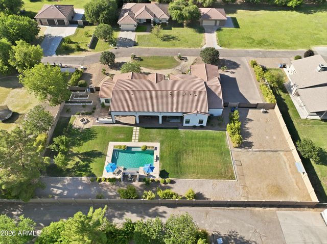 1739 S 142ND Street, Gilbert, AZ 85295