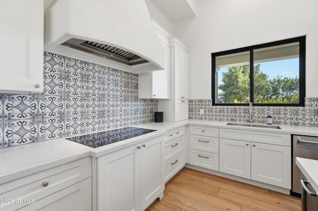 1739 S 142ND Street, Gilbert, AZ 85295