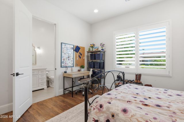 1739 S 142ND Street, Gilbert, AZ 85295