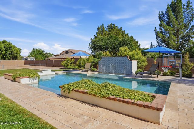 1739 S 142ND Street, Gilbert, AZ 85295