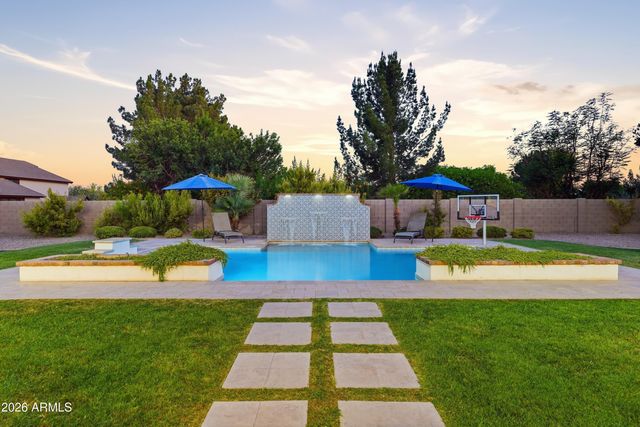 1739 S 142ND Street, Gilbert, AZ 85295