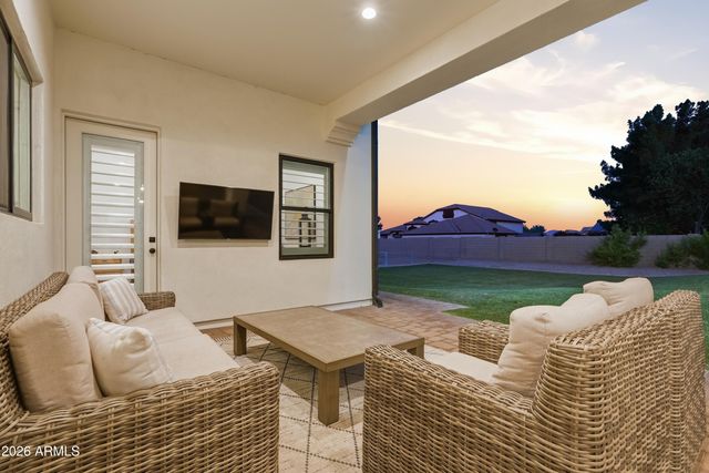 1739 S 142ND Street, Gilbert, AZ 85295
