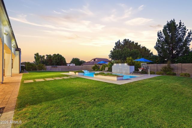 1739 S 142ND Street, Gilbert, AZ 85295