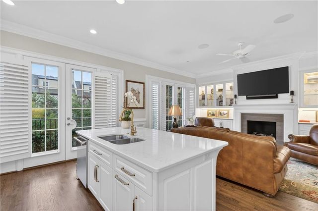 92 Old Ivy Road NE 7, Atlanta, GA 30342