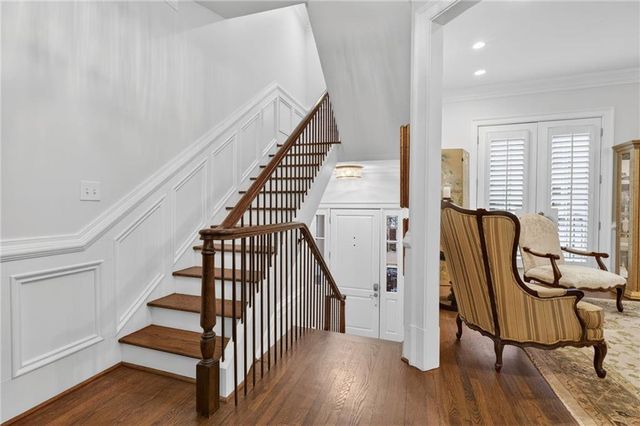 92 Old Ivy Road NE 7, Atlanta, GA 30342