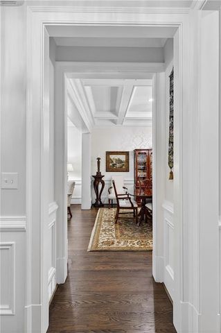 92 Old Ivy Road NE 7, Atlanta, GA 30342