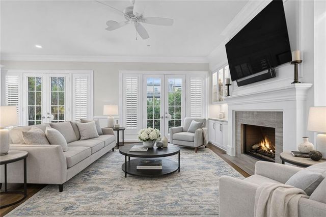 92 Old Ivy Road NE 7, Atlanta, GA 30342