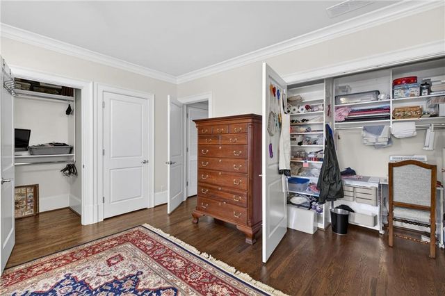 92 Old Ivy Road NE 7, Atlanta, GA 30342