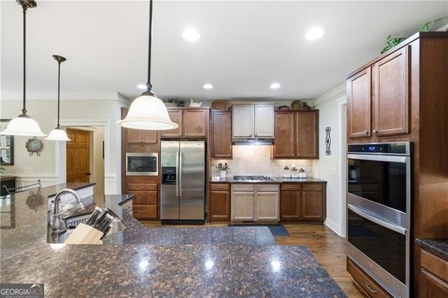 136 Lullwater Lane, Dallas, GA 30132
