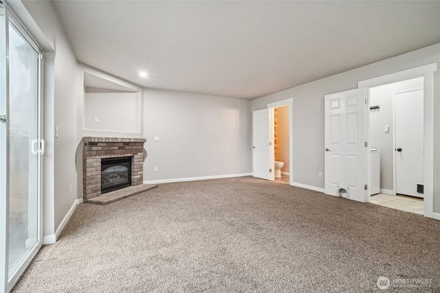 17903 68th Avenue E, Puyallup, WA 98375