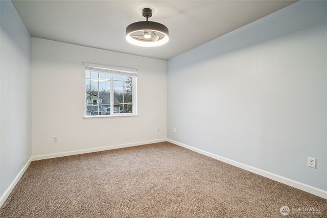 17903 68th Avenue E, Puyallup, WA 98375