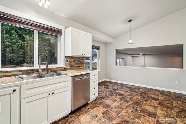 17903 68th Avenue E, Puyallup, WA 98375