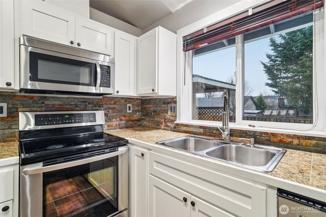 17903 68th Avenue E, Puyallup, WA 98375