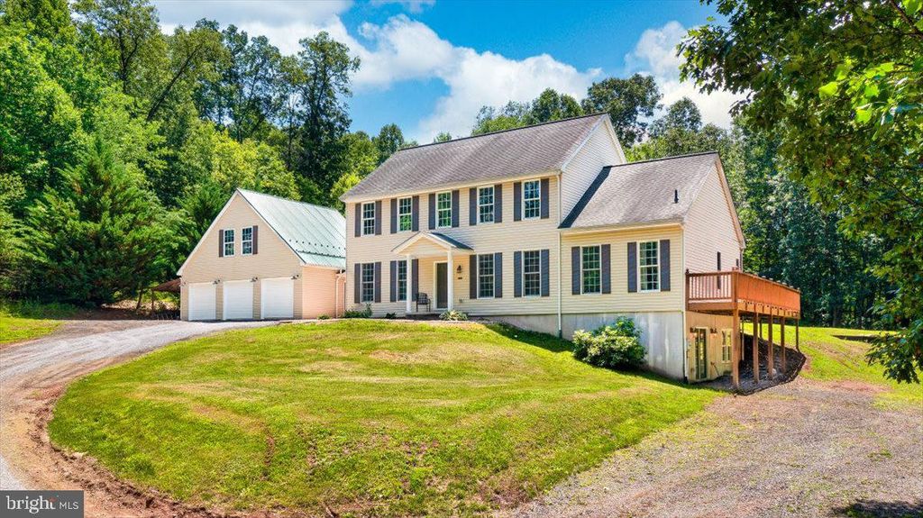 14145 ROBERTS RD, Hancock, MD 21750
