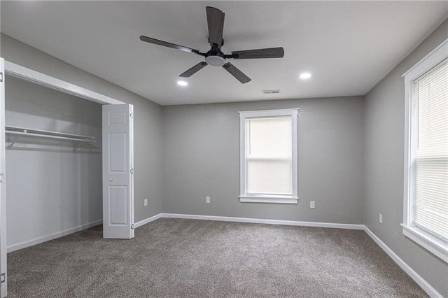 21195 S Woodland Road, Spring Hill, KS 66083
