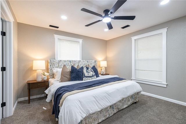 21195 S Woodland Road, Spring Hill, KS 66083