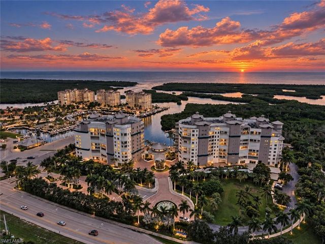 13665 Vanderbilt DR 301, Naples, FL 34110