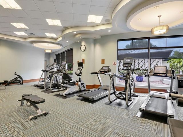 13665 Vanderbilt DR 301, Naples, FL 34110