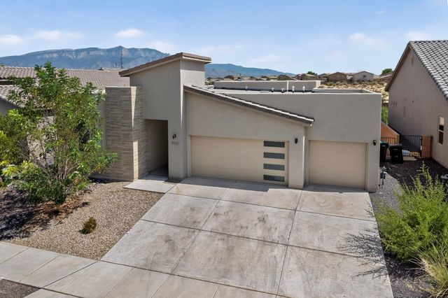 3932 Kodiak Road NE, Rio Rancho, NM 87144