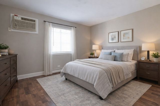 803 S Dwyer Avenue E, Arlington Heights, IL 60005