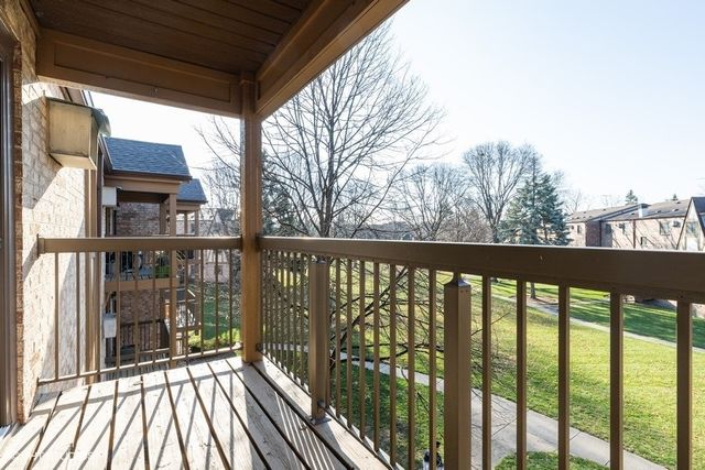 803 S Dwyer Avenue E, Arlington Heights, IL 60005