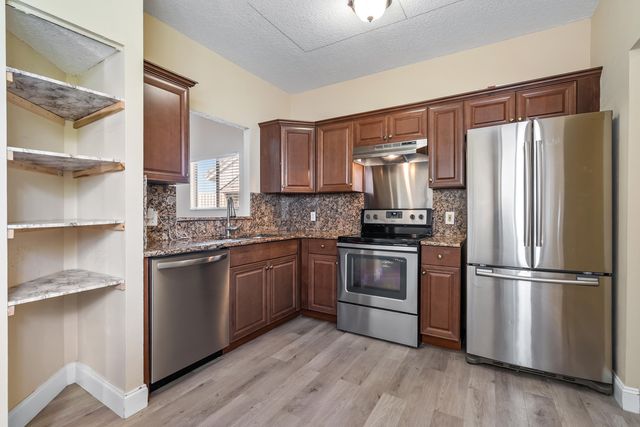 6154 Country Fair Circle, Boynton Beach, FL 33437