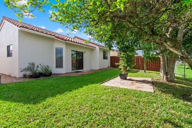 6154 Country Fair Circle, Boynton Beach, FL 33437