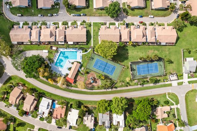 6154 Country Fair Circle, Boynton Beach, FL 33437