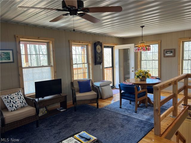 5180 Fresno Road, Dellroy, OH 44620