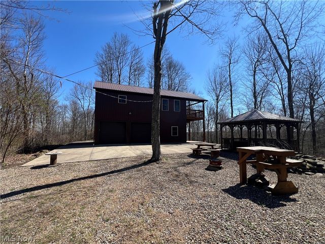 5180 Fresno Road, Dellroy, OH 44620