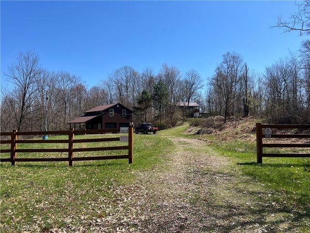 5180 Fresno Road, Dellroy, OH 44620
