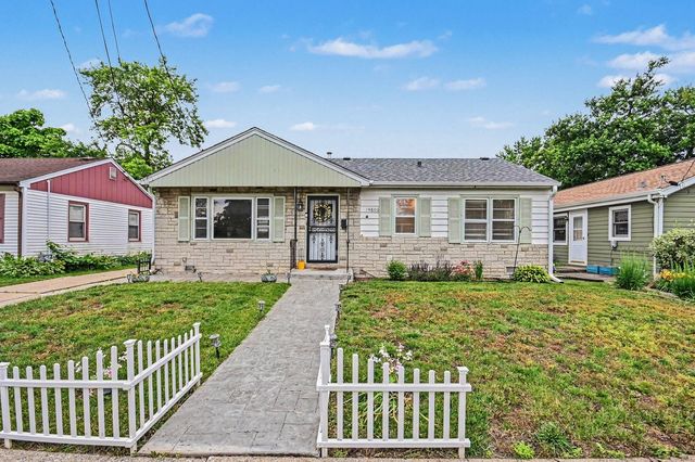 14806 Lawndale Avenue, Midlothian, IL 60445
