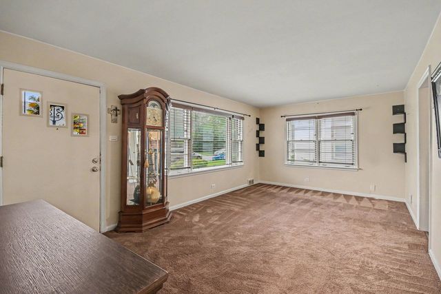 14806 Lawndale Avenue, Midlothian, IL 60445