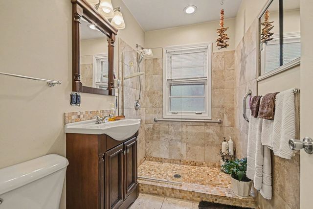14806 Lawndale Avenue, Midlothian, IL 60445