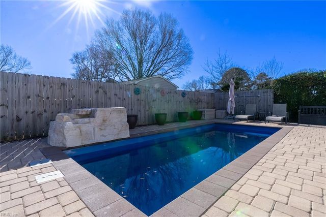 3633 Britt TER, Virginia Beach, VA 23452