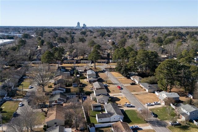 3633 Britt TER, Virginia Beach, VA 23452